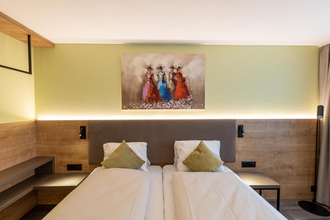 Hotel Flamatt ภายนอก รูปภาพ