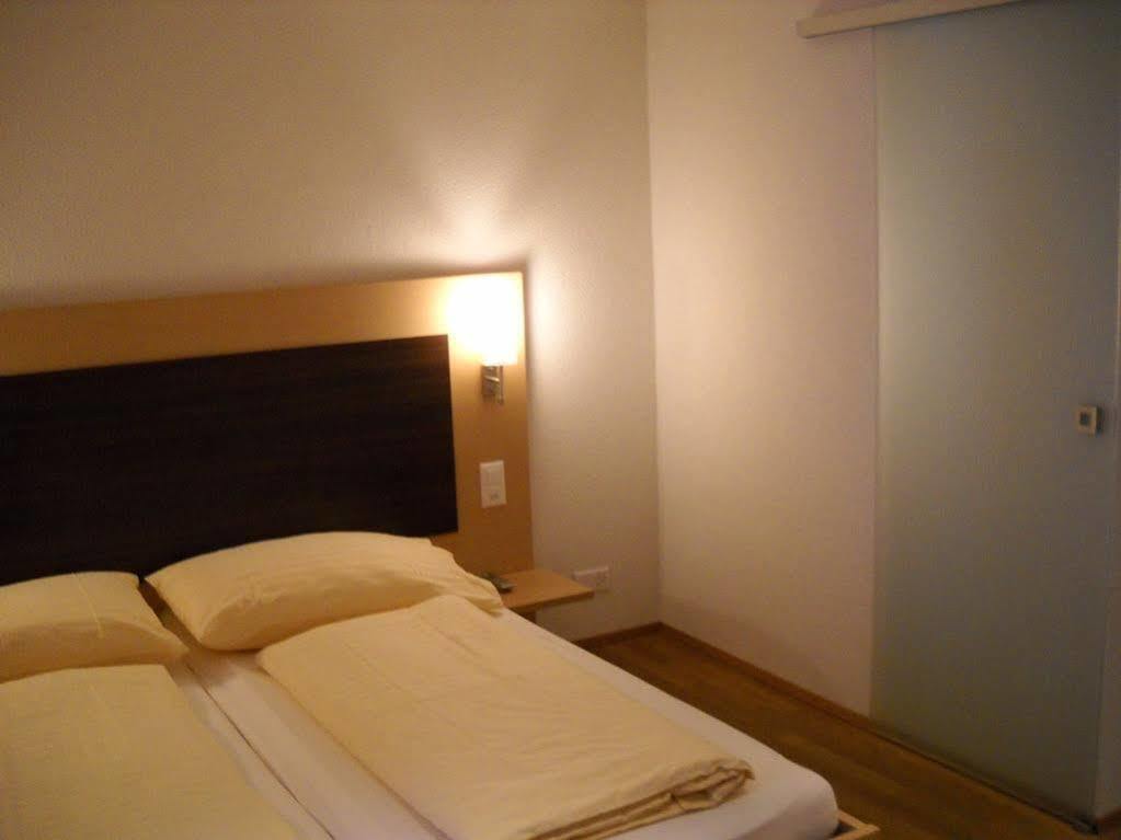 Hotel Flamatt ภายนอก รูปภาพ